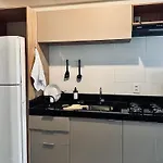 Elegante Apartamento Com Opcao De Estacionamento No Bras